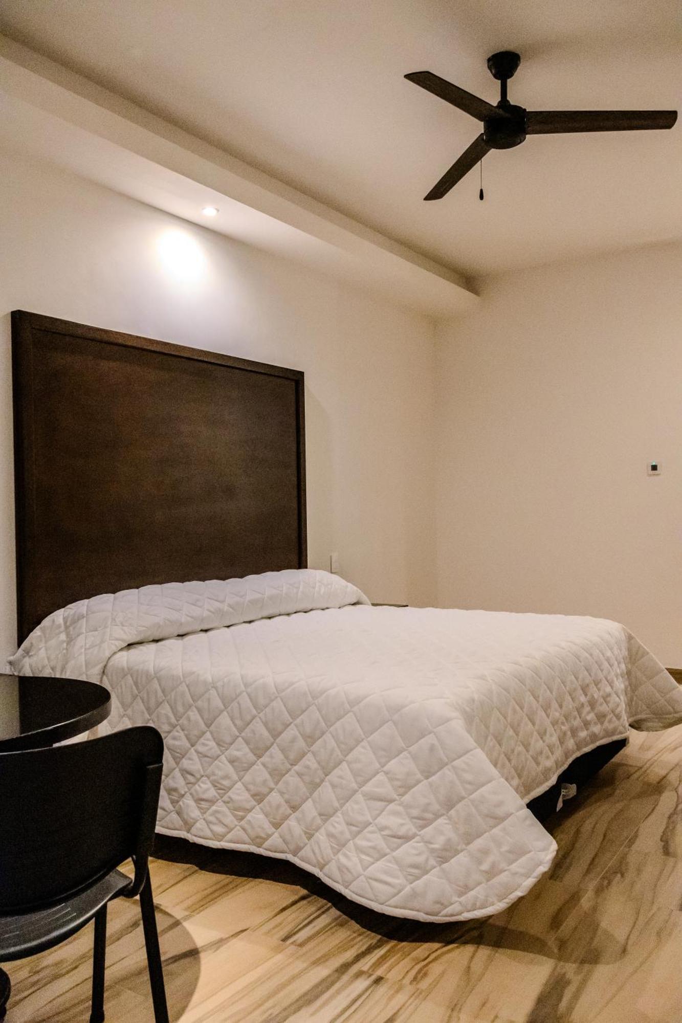 Hotel Gran Avenida, Navojoa Extérieur photo